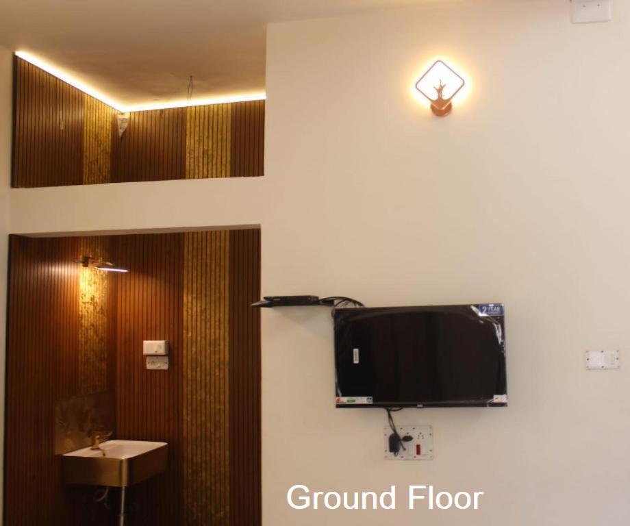 Olive Hills Yelagiri - Families Only - Full Duplex House - Yelagiri 빌라 객실 사진
